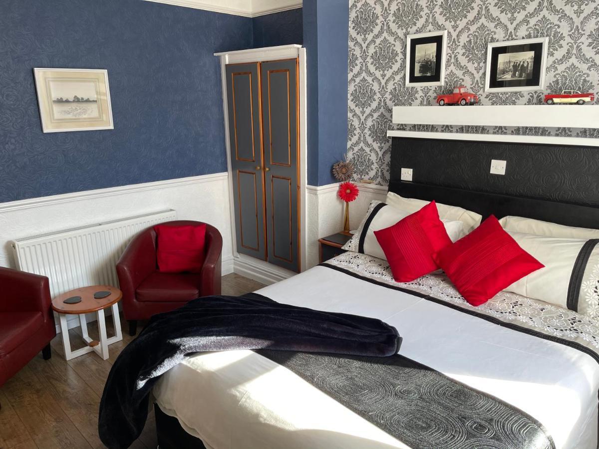 Atlanta Hotel Скарборо Екстер'єр фото